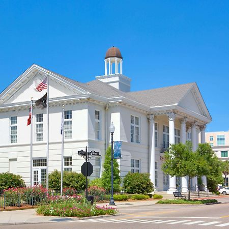 Days Inn By Wyndham Gulfport Exterior photo